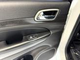 Thumbnail of 2018 Bright White Clearcoat Jeep Grand Cherokee