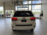 Thumbnail of 2018 Bright White Clearcoat Jeep Grand Cherokee