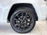 Thumbnail of 2018 Bright White Clearcoat Jeep Grand Cherokee
