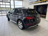 Thumbnail of 2018 Navarra Blue Metallic Audi Q5