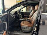 Thumbnail of 2018 Navarra Blue Metallic Audi Q5