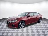 Thumbnail of 2020 Scarlet Ember Tintcoat Nissan Altima