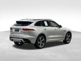 Thumbnail of 2019 Indus Silver Metallic Jaguar F-PACE