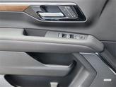 Thumbnail of 2025 Iridescent Pearl Tricoat Chevrolet Tahoe