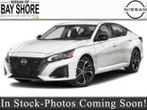Thumbnail of 2025 Pearl White Tricoat Nissan Altima