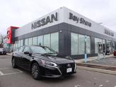 Photo of 2023 Super Black Nissan Altima