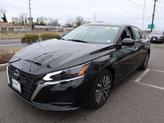 Thumbnail of 2023 Super Black Nissan Altima