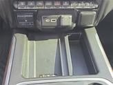 Thumbnail of 2022 Iridescent Pearl Tricoat Chevrolet Silverado 2500