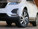 Thumbnail of 2022 Summit White Chevrolet Equinox