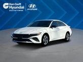Photo of 2025 White Hyundai ELANTRA