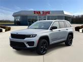 Thumbnail of 2023 Silver Zynith Jeep Grand Cherokee