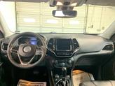 Thumbnail of 2022 Bright White Clearcoat Jeep Cherokee
