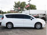 Thumbnail of 2023 Bright White Clearcoat Chrysler Pacifica