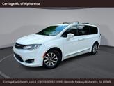 Photo of 2020 Bright White Clearcoat Chrysler Pacifica