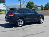Thumbnail of 2022 Diamond Black Crystal Pearlcoat Jeep Grand Cherokee