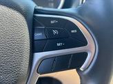Thumbnail of 2022 Diamond Black Crystal Pearlcoat Jeep Grand Cherokee