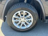 Thumbnail of 2022 Diamond Black Crystal Pearlcoat Jeep Grand Cherokee