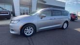 Thumbnail of 2017 Billet Silver Metallic Clearcoat Chrysler Pacifica