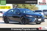 Photo of 2018 Midnight Black Metallic Toyota Camry