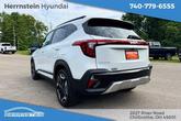 Thumbnail of 2024 Snow White Pearl Kia Seltos