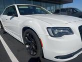 Thumbnail of 2020 Bright White Clearcoat Chrysler 300