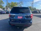 Thumbnail of 2017 Blue Ford Explorer