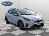 Photo of 2018 Super White Toyota Prius c