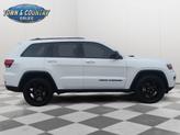 Thumbnail of 2021 Bright White Clearcoat Jeep Grand Cherokee
