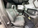 Thumbnail of 2025 Granite Crystal Metallic Clearcoat Jeep Wrangler