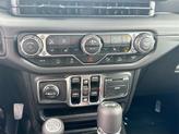 Thumbnail of 2025 Granite Crystal Metallic Clearcoat Jeep Wrangler