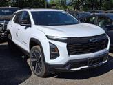 Thumbnail of 2026 Polar White Tricoat Chevrolet Equinox