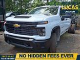 Photo of 2025 Summit White Chevrolet Silverado 3500