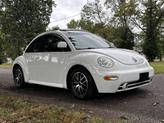 Thumbnail of 2000 White Volkswagen New Beetle