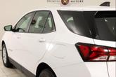 Thumbnail of 2022 Summit White Chevrolet Equinox