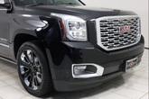 Thumbnail of 2019 Onyx Black GMC Yukon XL