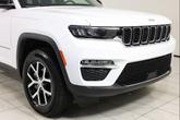 Thumbnail of 2024 Bright White Clearcoat Jeep Grand Cherokee
