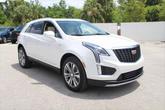 Thumbnail of 2025 Crystal White Tricoat Cadillac XT5
