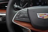 Thumbnail of 2025 Crystal White Tricoat Cadillac XT5