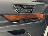 Thumbnail of 2019 White Lincoln Navigator