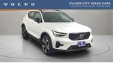Photo of 2024 Crystal White Volvo XC40