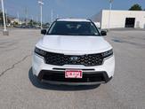Thumbnail of 2021 Glacial White Pearl Kia Sorento