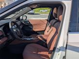 Thumbnail of 2025 White Diamond / Black Mitsubishi Outlander