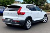 Thumbnail of 2020 Ice White Volvo XC40