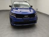 Thumbnail of 2022 Sapphire Blue Kia Sorento