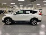 Thumbnail of 2017 White Diamond Pearl Honda CR-V