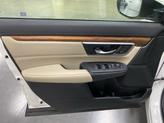 Thumbnail of 2017 White Diamond Pearl Honda CR-V