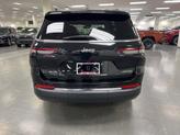 Thumbnail of 2023 Diamond Black Jeep Grand Cherokee L