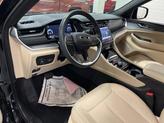 Thumbnail of 2023 Diamond Black Jeep Grand Cherokee L