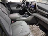 Thumbnail of 2022 Magnetic Gray Metallic Toyota Highlander