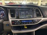 Thumbnail of 2019 Celestial Silver Metallic Toyota Highlander Hybrid